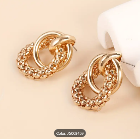 Twist Circle Earrings – Elegant Hollow-Out Round Design
